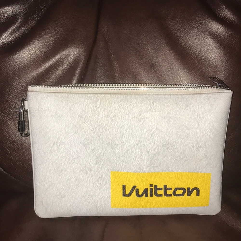 Louis Vuitton Zipper Pouch